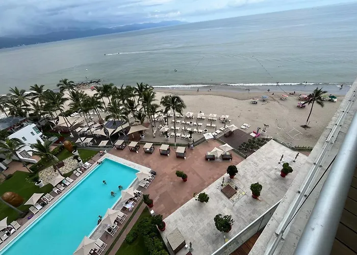 Icon Vallarta, Puerto Vallarta