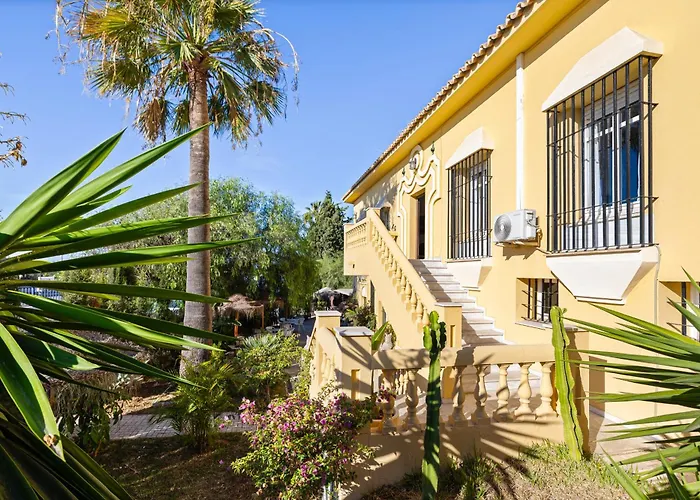 12P Villa Private Pool 5 Bathrooms 150M To Beach And Walking To La Cala De Mijas Málaga