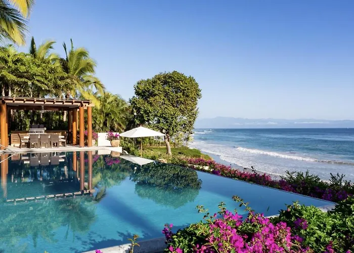 Ranchos Estates Beachfront Villa Ten Punta Mita