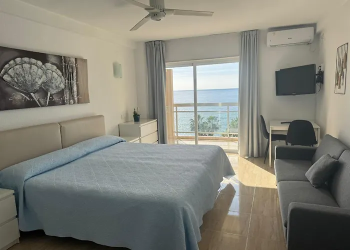 Apartahotel CHINASOL con Parking y Desayuno Almuñécar