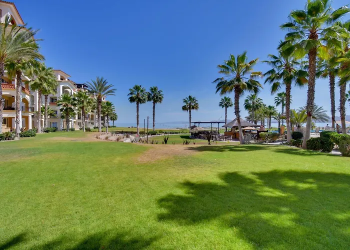 Gulf-View Condo: Private Patio, Pool & Golf! La Paz