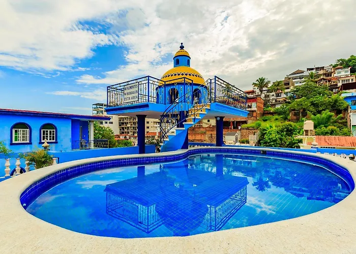 Hotel OYO Casa Mission Puerto Vallarta
