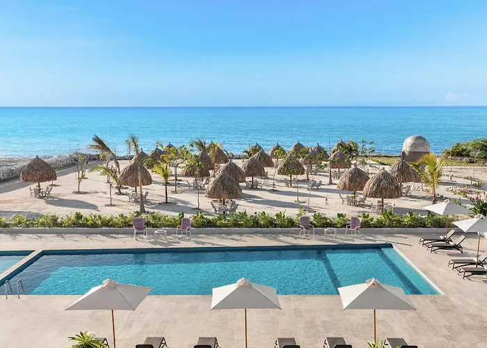 Wyndham Residences Santa Marta Aluna Beach Club