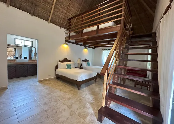 Na Balam Hotel Isla Mujeres