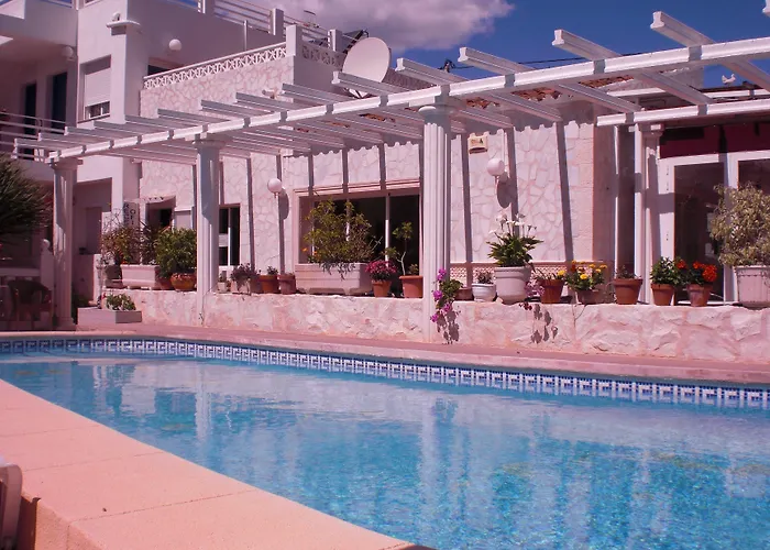 Hostal Residencial La Paloma