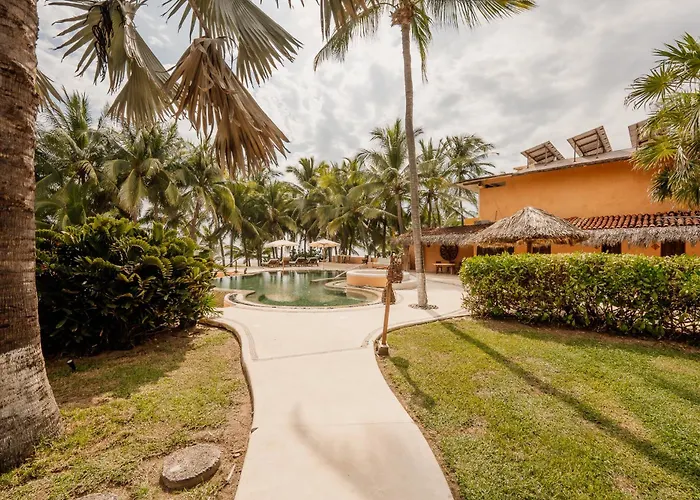 Puertas Paraíso Hotel boutique Zihuatanejo