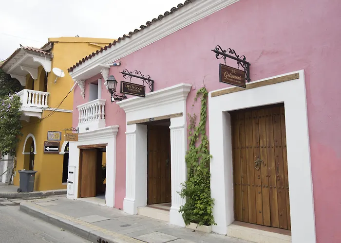 Life Is Good Cartagena Hostel