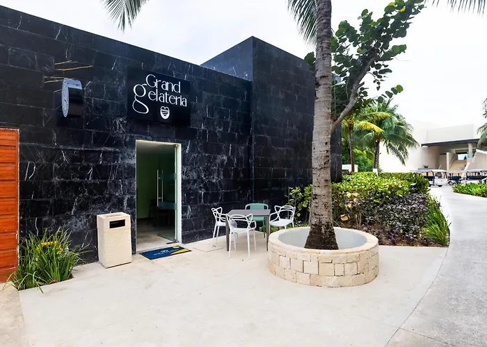 Grand Palladium Select Costa Mujeres Cancún