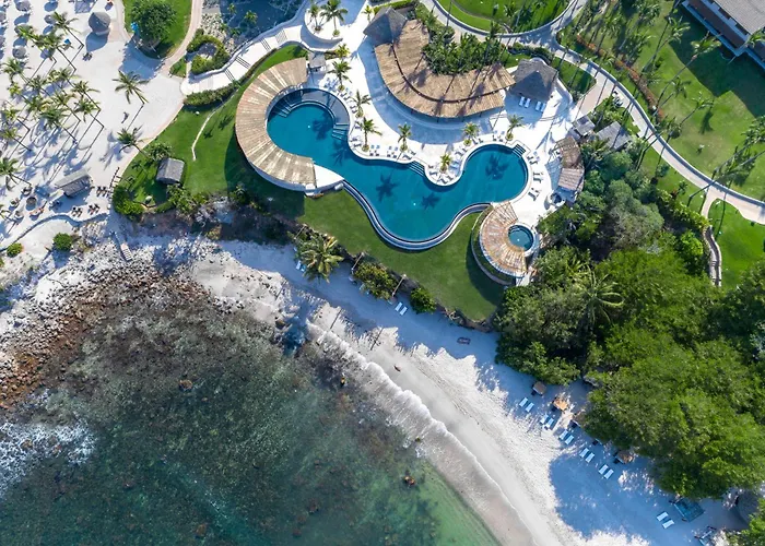 Four Seasons Resort Punta Mita