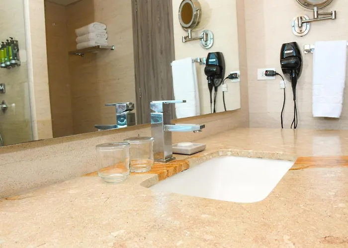 Las Americas Torre Del Mar Cartagena