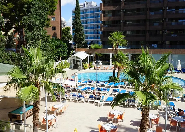 Hoteles PlayaBcl Levante Club