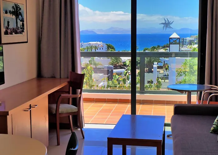 Caybeach Papagayos Playa Blanca 