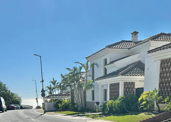 Higueron Holiday Rentals Fuengirola