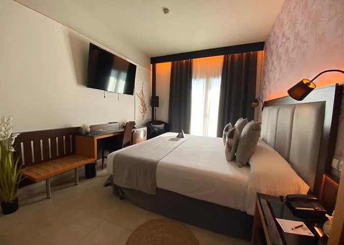 On Aleta Room Designed For Adults Almuñécar