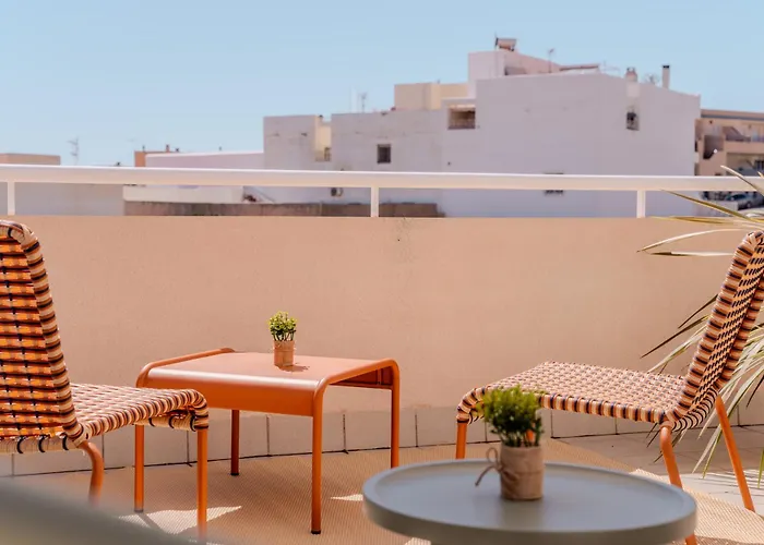 Hostal La Isla Carboneras