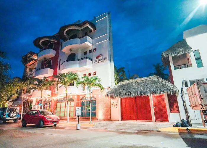 Hotel y Suites Los Encantos Sayulita