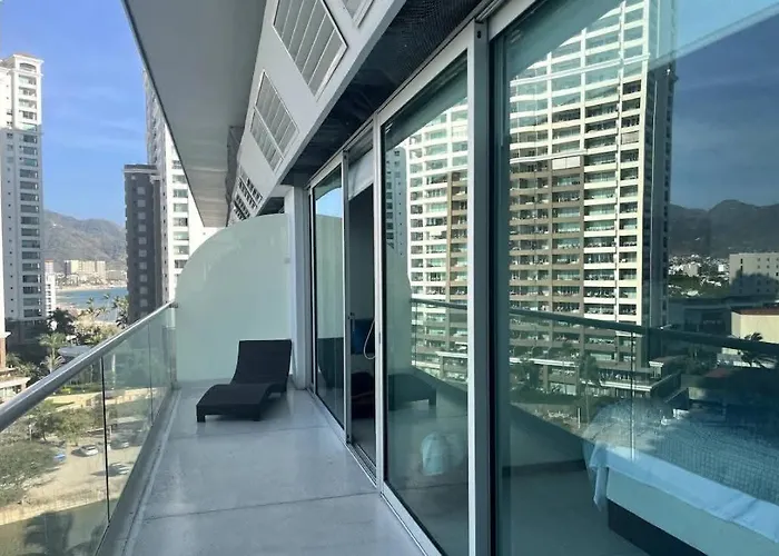Peninsula Condominiums, Hotel Zone, Pv Puerto Vallarta