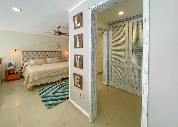 Plaza Paraiso by Riviera Rentals Playa del Carmen