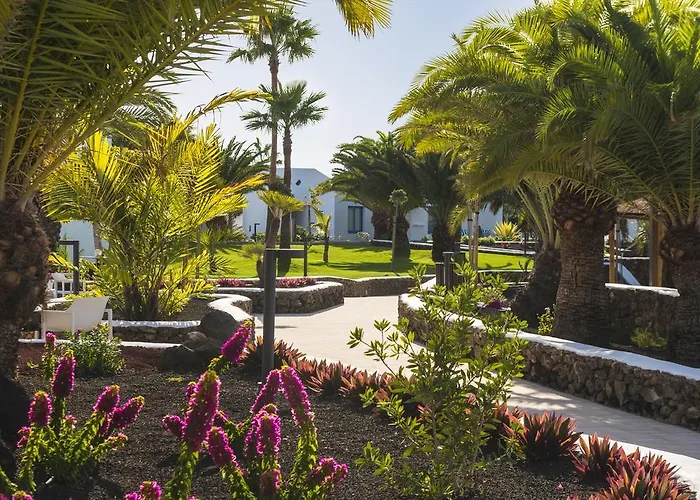 Hoteles PlayaElba Lanzarote Royal Village