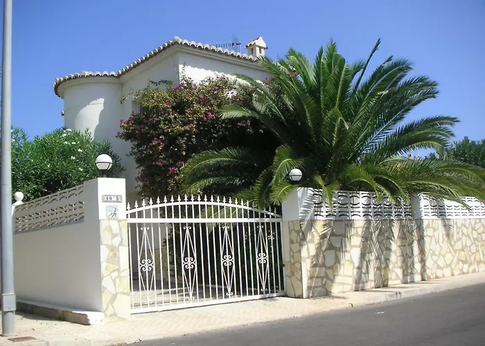 Villa Frente al Mar - Velazquez Oliva