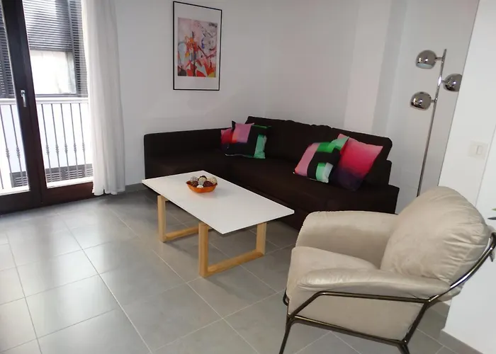 Málaga Apartamentos - Jinetes, 23